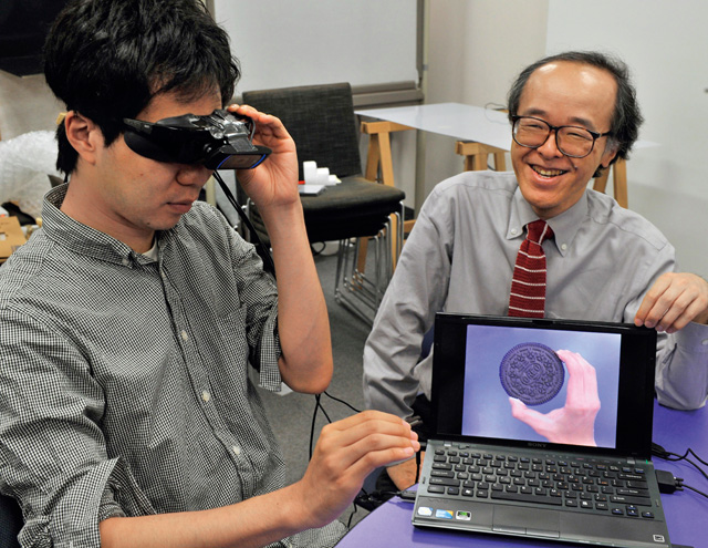 東京大學發明「節食眼鏡」，可以讓眼前的食物「放大」，降低攝取量。Getty Images