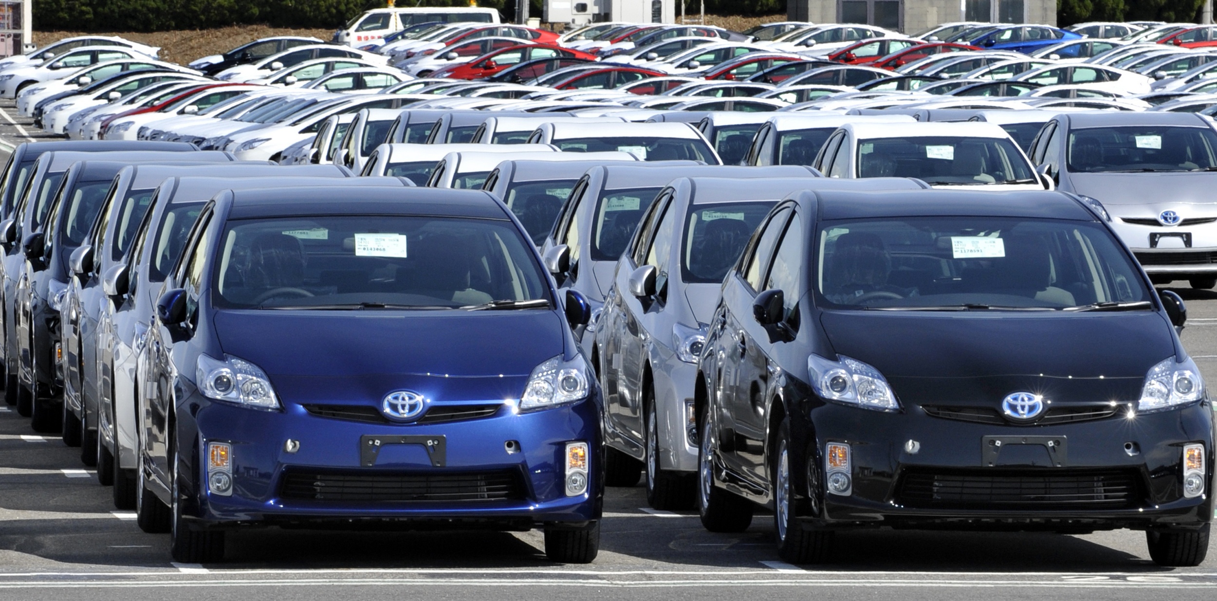 因暴衝事件飽受爭議的豐田PRIUS油電混合動力車。