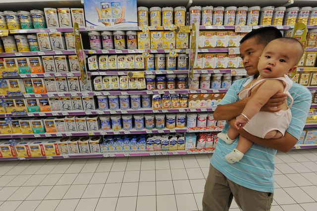 中國牛奶新標準 廣州官員稱「國恥」