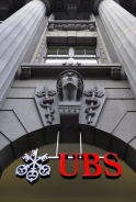 2008年最後一天，瑞銀UBS清空所持33.78億股中國銀行H股，套現約8.08億美元，完全退出了中國銀行。