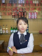 反抗三位官吏強姦的湖北省巴東縣野三關鎮雄風賓館服務員鄧玉嬌，被網民稱為「女英雄」。