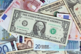 2010十大國際事件: 5.  亂》全球匯率戰「金」厲害