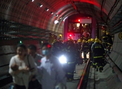 上海地鐵追尾 溫州動車事故重演