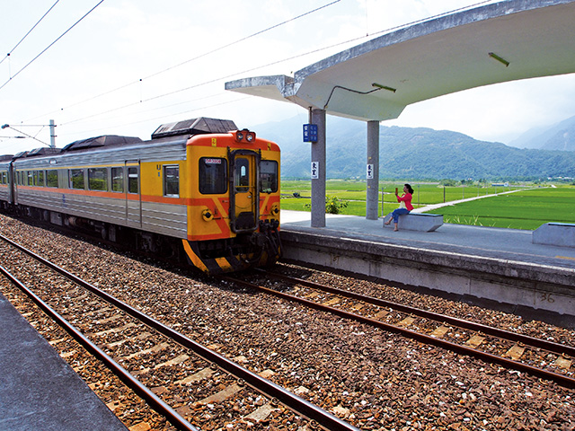 東里車站被譽為「山線最美的車站」。