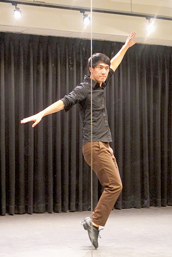 陳厚均是台灣知名踢踏舞老師。