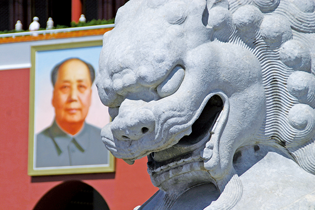 當年文革的瘋狂是隨著毛澤東去世才落幕，如今中國的文革2.0如何才能落幕？Adobe Stock
