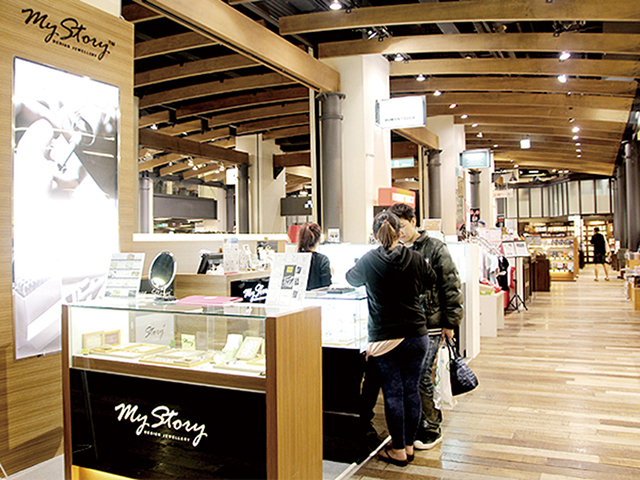 目前故事銀飾主要實體店僅有台北的誠品西門店與高雄統一時代百貨。圖為台北誠品西門店。故事銀飾提供