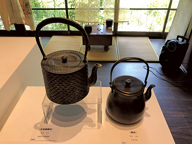 古意盎然的松葉鑄鐵壺和陶壺。