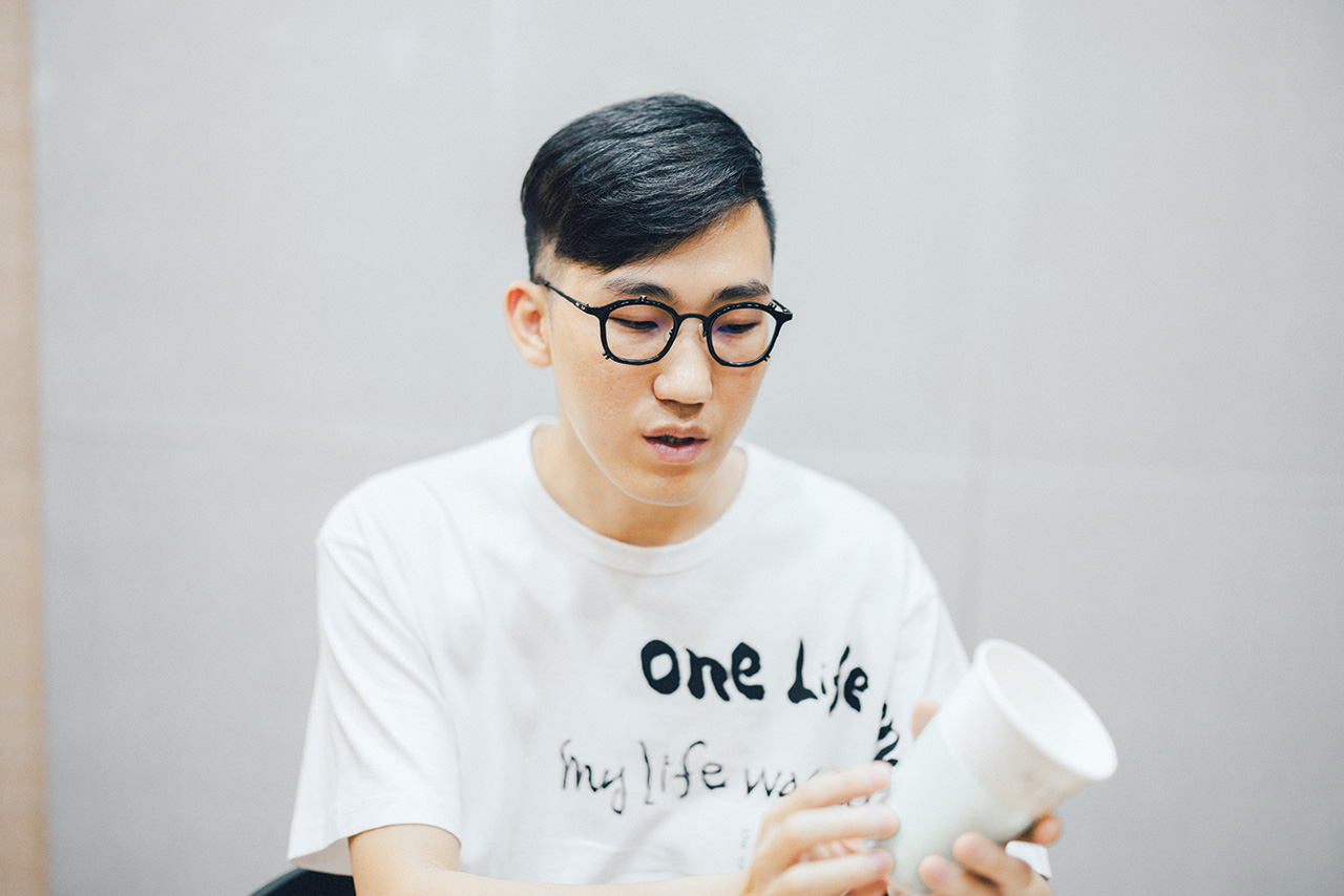 開發FSC紙杯過程繁雜，趙啟宏從疫情前就開始測試。葉俊宏攝影