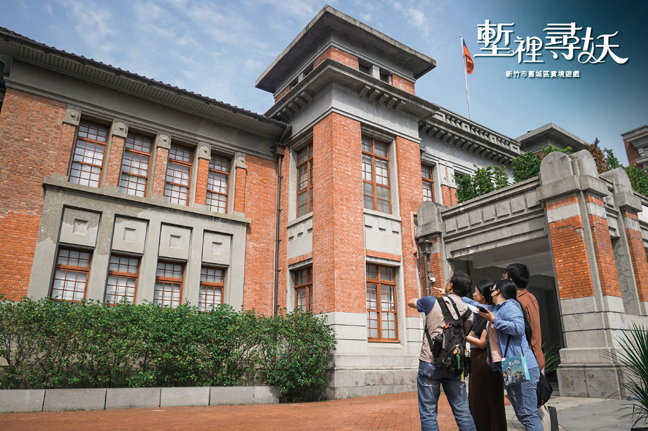 玩家來到觀光景點，搭配實境遊戲旅遊，猶如導覽。Playreal提供