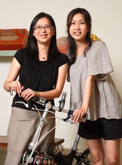 台湾永续旅行协会理事长陈盈洁（左）与秘书长郑丹妮（右），因曾在文化行政部门共事而成为志同道合的好伙伴。丹尼尔摄影