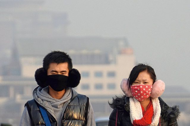 中国数十座大城市近日持续笼罩在严重的阴霾天气中。图为浓雾中的北京。Getty Images