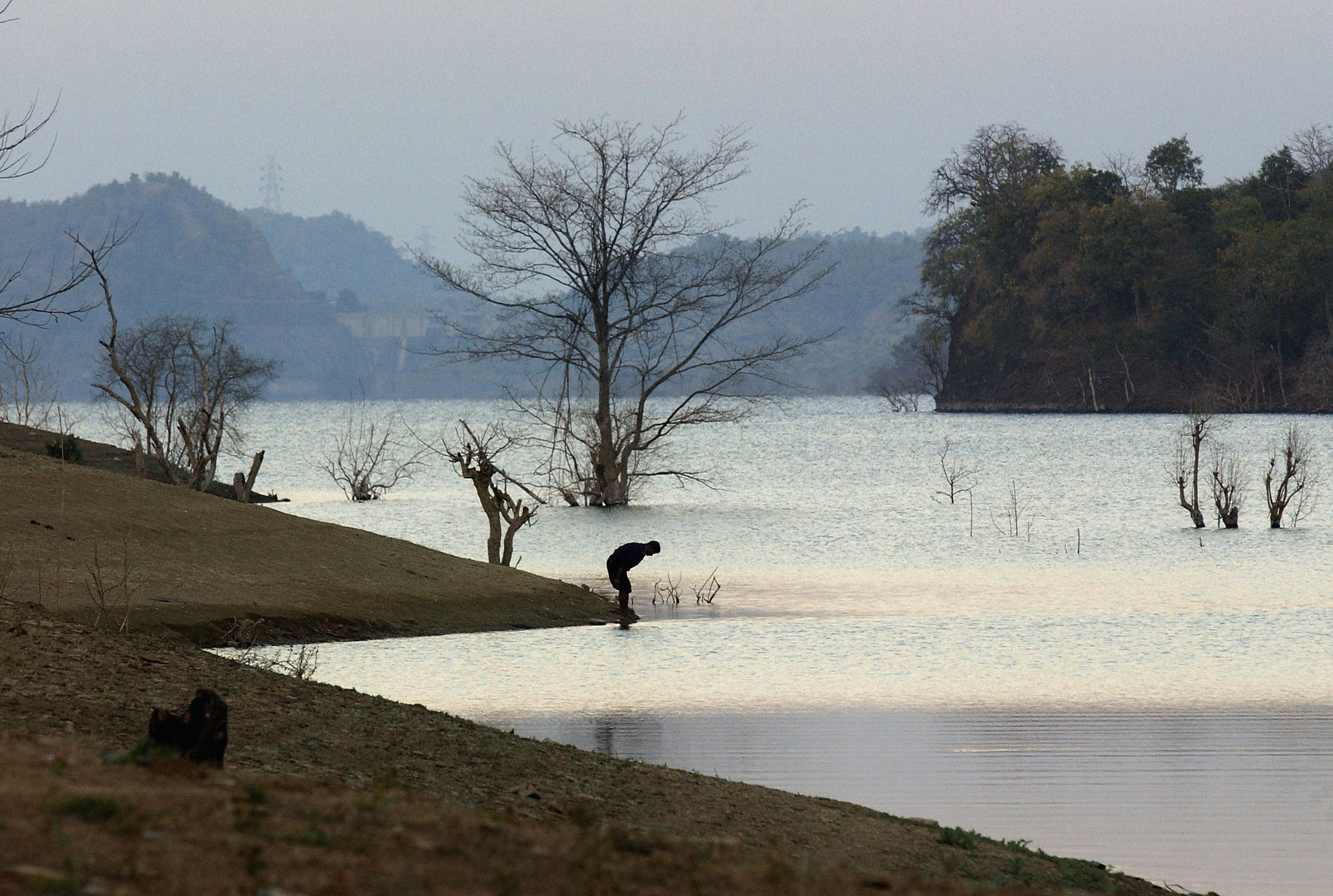 純淨水是「死水」