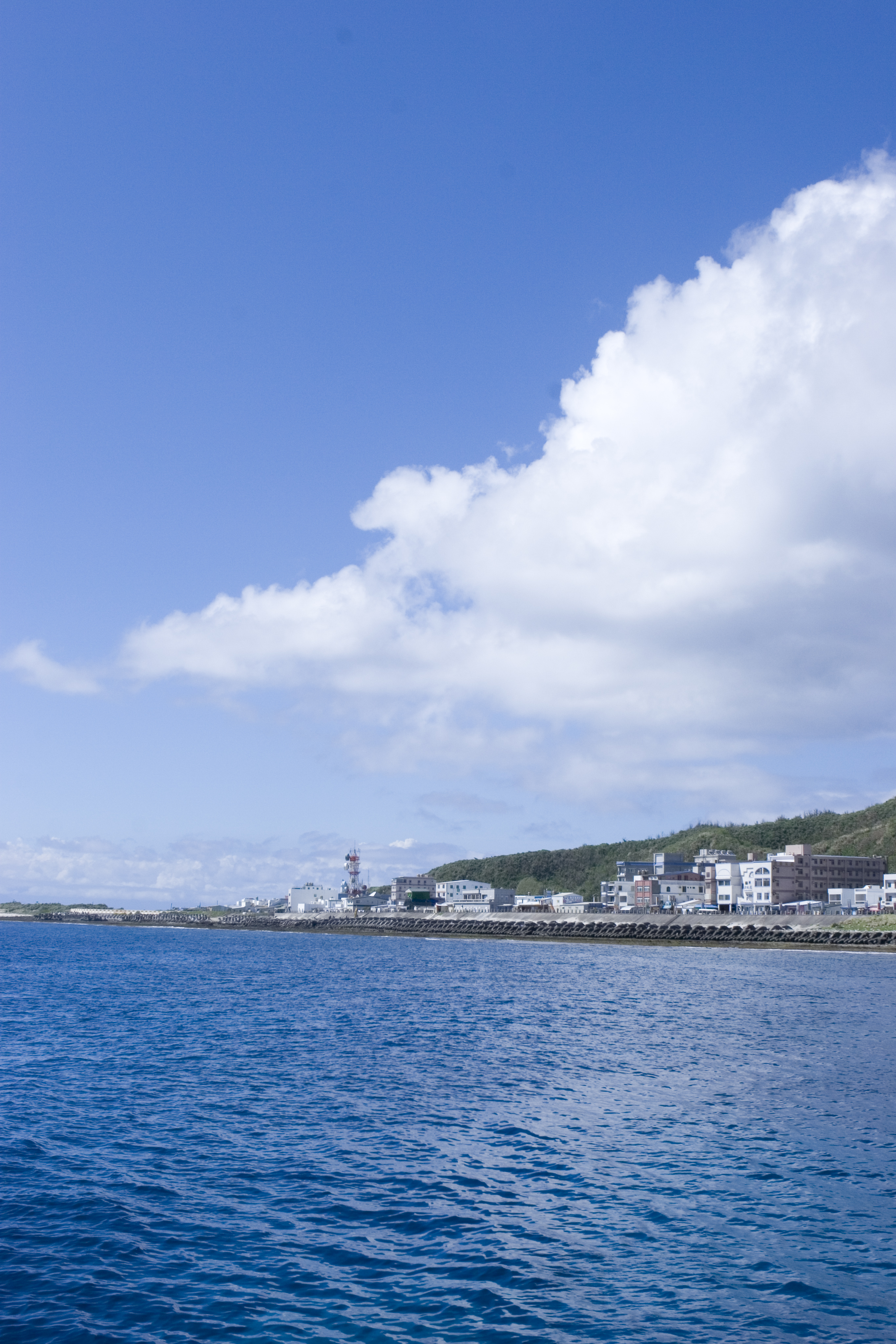 綠島夏日沉潛