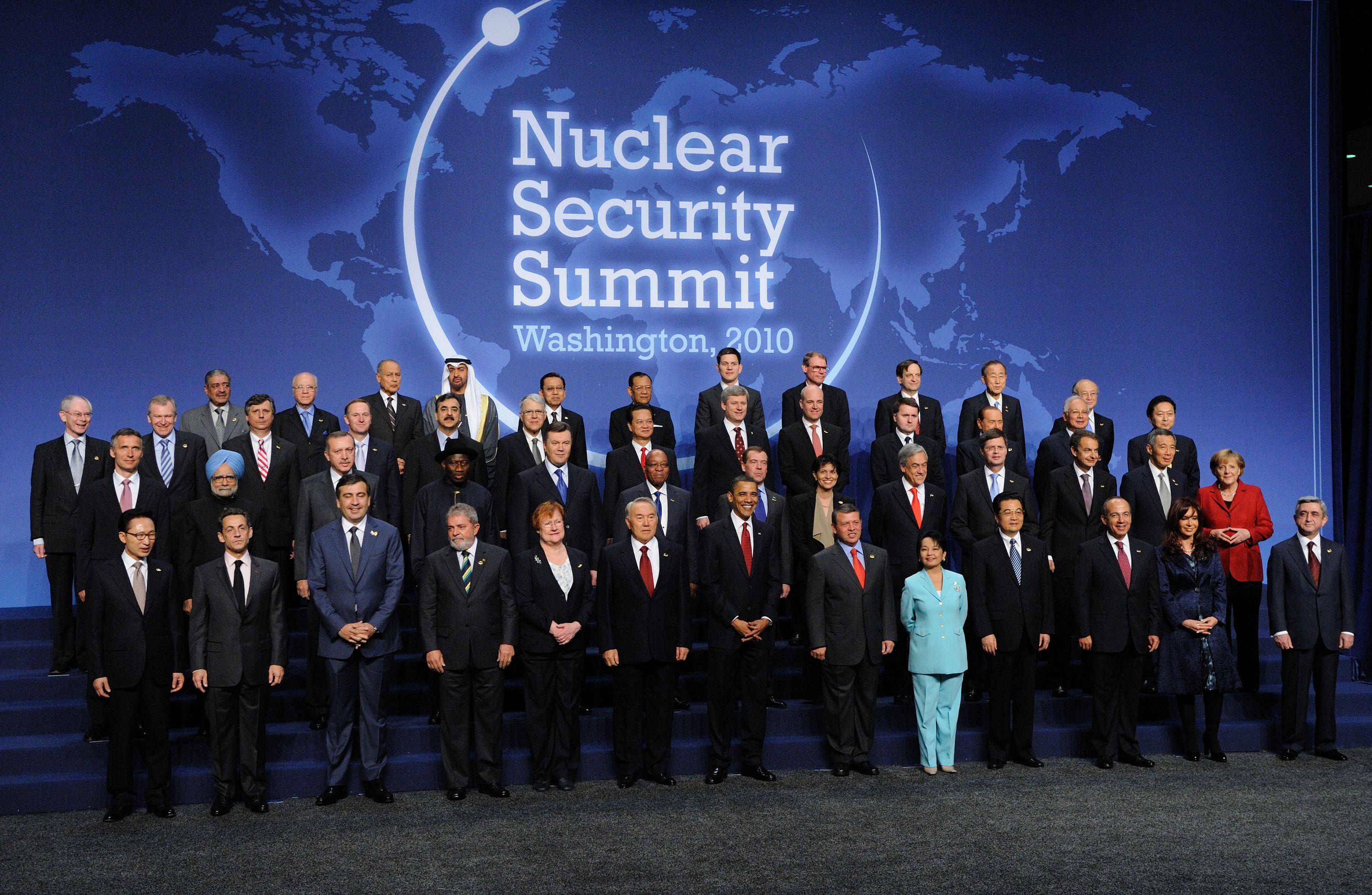 首届核子安全峰会，希望为无核化世界跨出第一步。