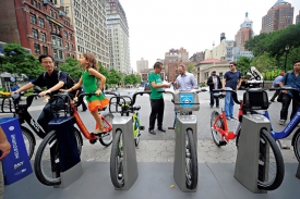 紐約市官方十分注重市民健康，不僅建立了自行車道，還提供自行車共享系統。Getty Images