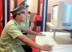 中共軍方正招募駭客加入，接受尖端攻擊技術訓練入侵他國電腦。