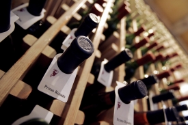 葡萄酒釀製業產值，二成來自釀酒技術。